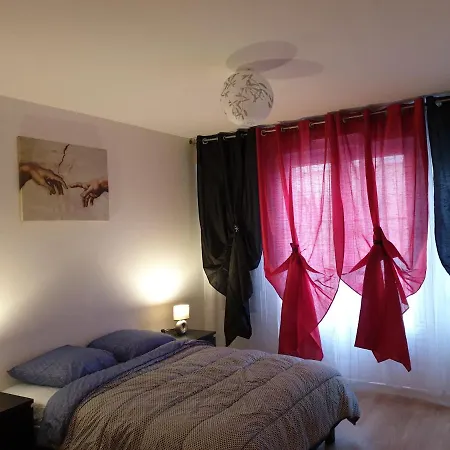 Grand F3 CONFORTABLE 5 mn de Paris et proche Disneyland Maisons-Alfort Exterior foto