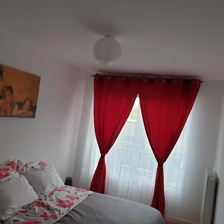 Grand F3 CONFORTABLE 5 mn de Paris et proche Disneyland Maisons-Alfort Exterior foto